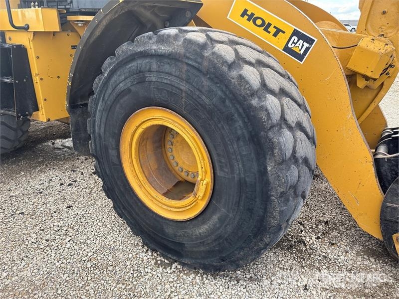 CAT 966M Wheel Loader Radlader