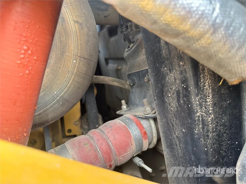 CAT 966M Wheel Loader Radlader