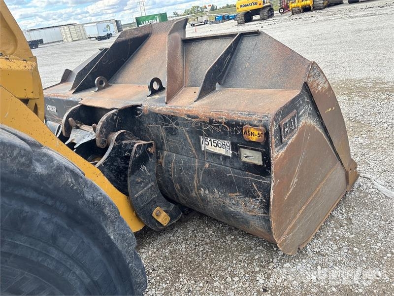 CAT 966M Wheel Loader Radlader