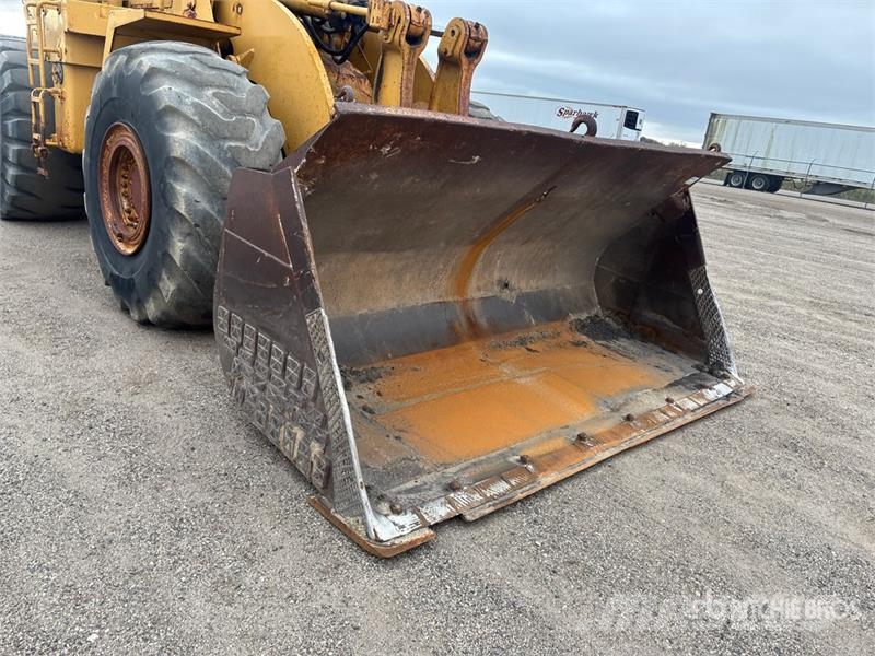 CAT 980C Kolesni nakladalci