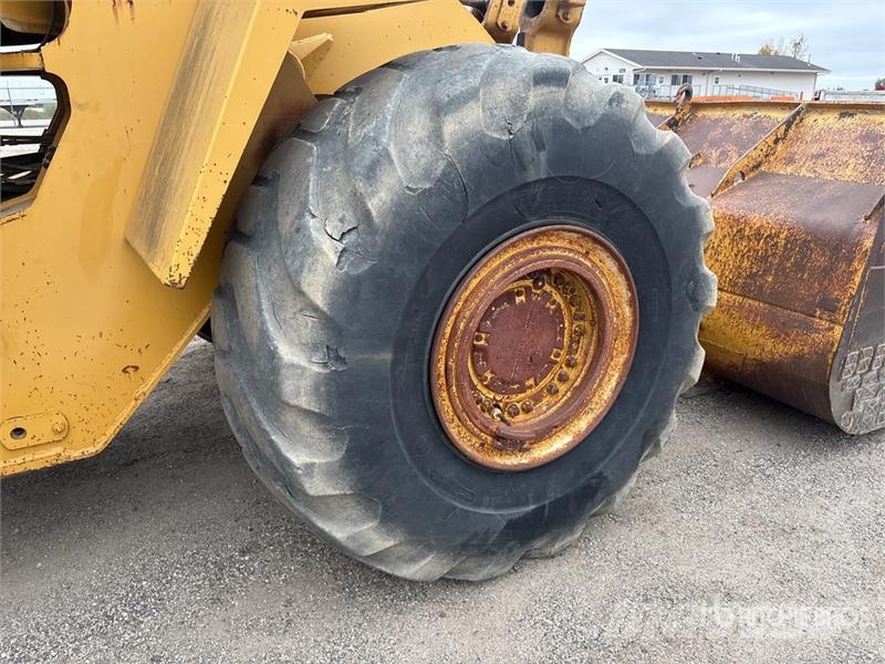 CAT 980C Kolesni nakladalci
