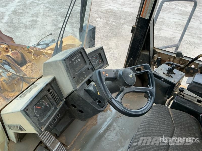 CAT 980G Kolesni nakladalci