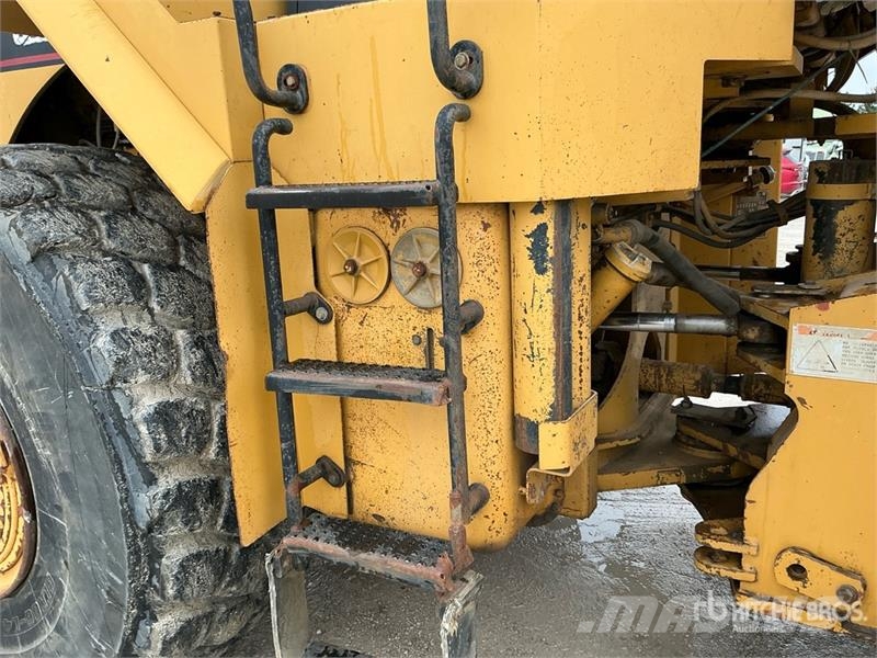 CAT 980G Kolesni nakladalci