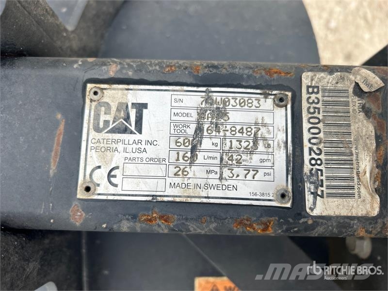 CAT BA25 107 in Broom Attachment Metle
