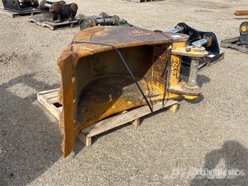 CAT BKB30HD 30 in Digging Excavator Bucket Žlice
