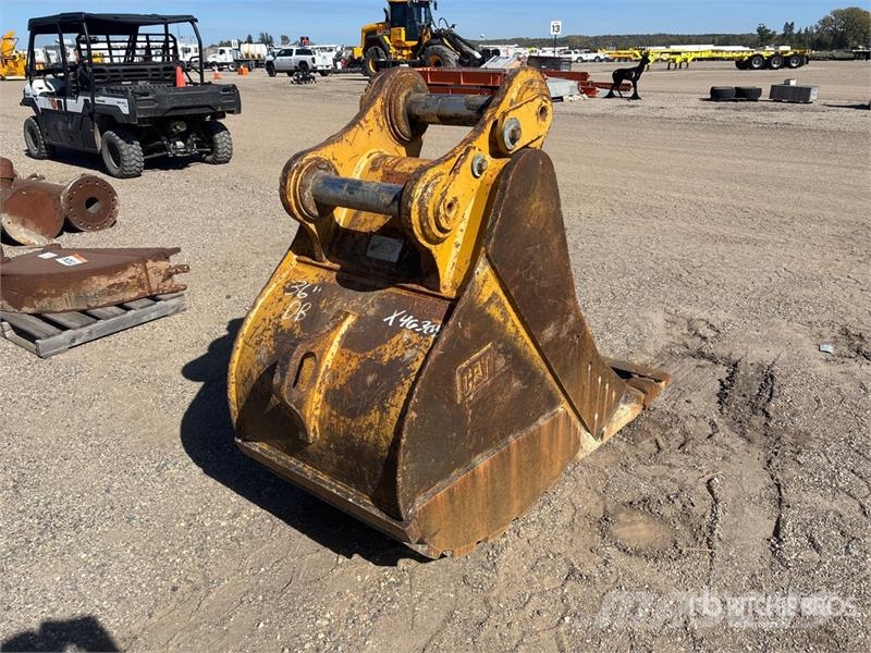 CAT BKDB36SD 31 in Digging Excavator Bucket - Fits Cat Baldes