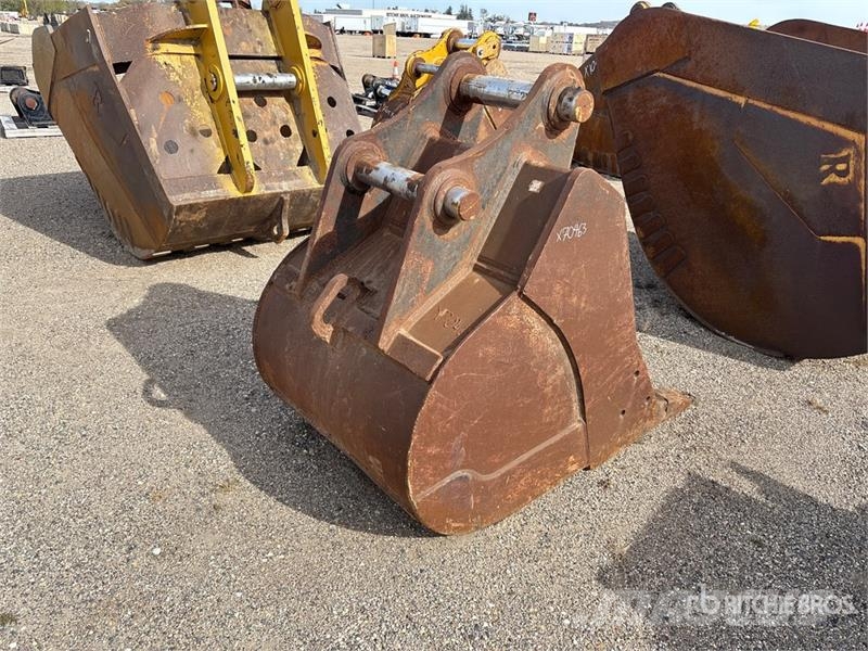 CAT BKDB42HD 42 in Digging Excavator Bucket Žlice
