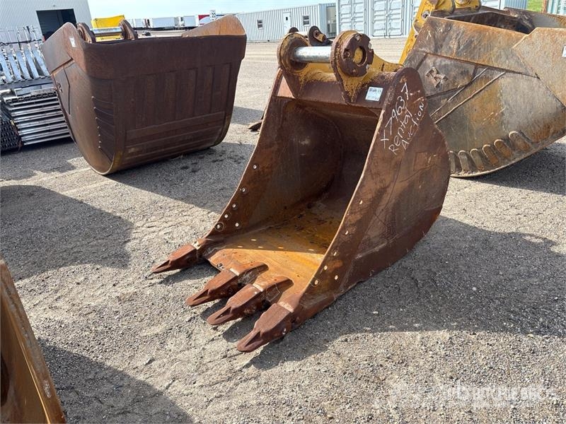 CAT BKDB48HD 43 in Digging Excavator Bucket - Fits Cat Žlice