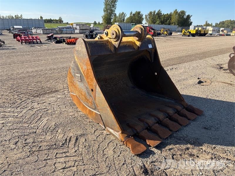 CAT BKTB72HD 72 in Digging Excavator Bucket - Fits Cat Žlice
