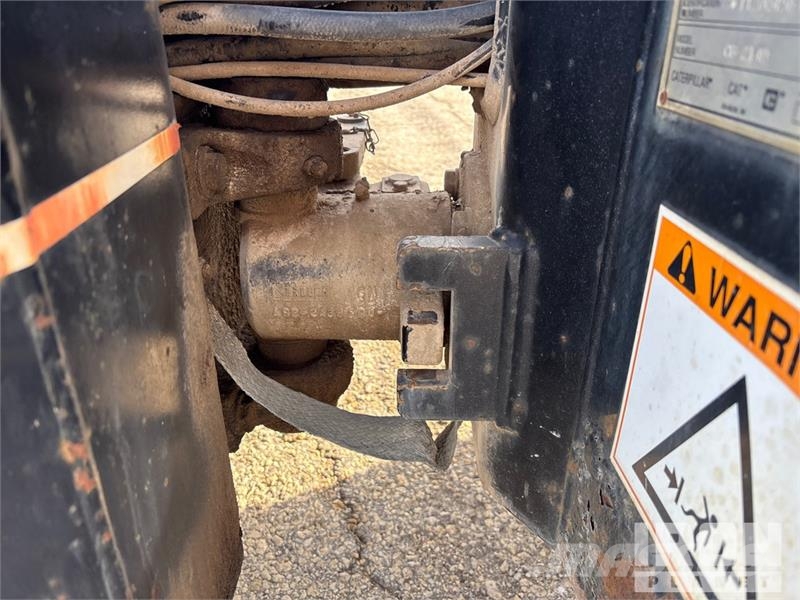 CAT CB-214D Double Drum Roller Tandemwalzen