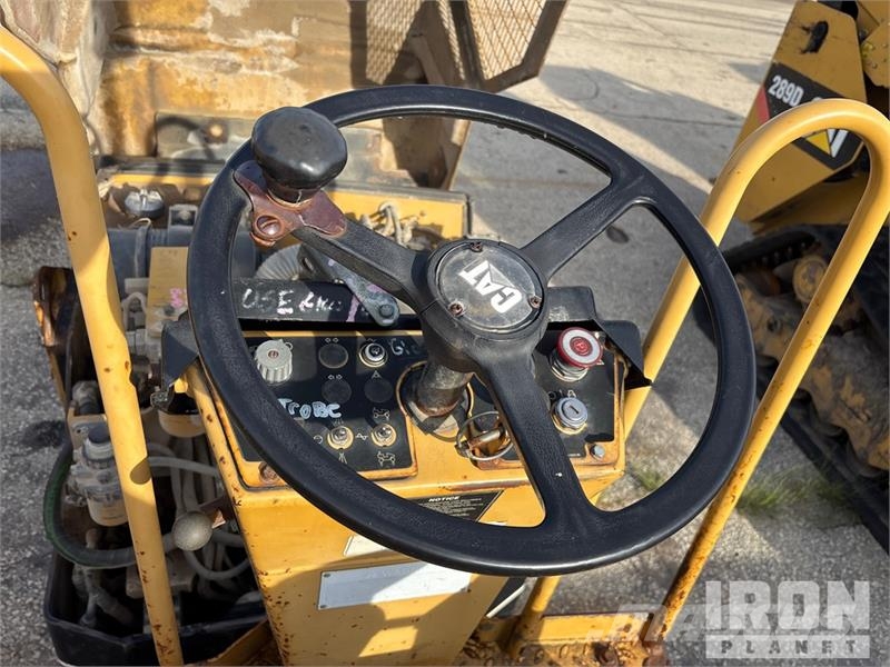 CAT CB-214D Double Drum Roller Tandemwalzen