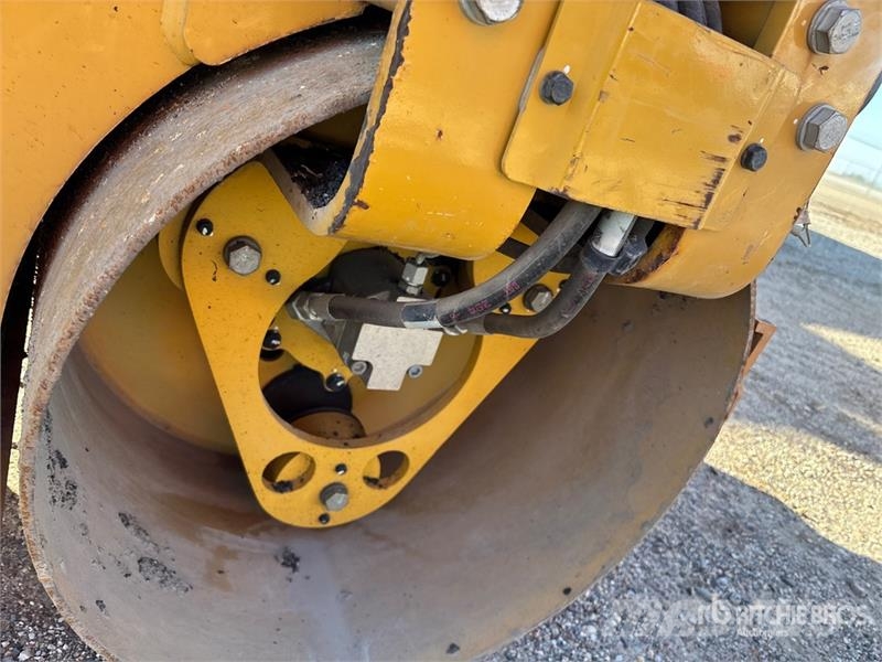 CAT CB1.8 Double Drum Roller Rodillos de doble tambor