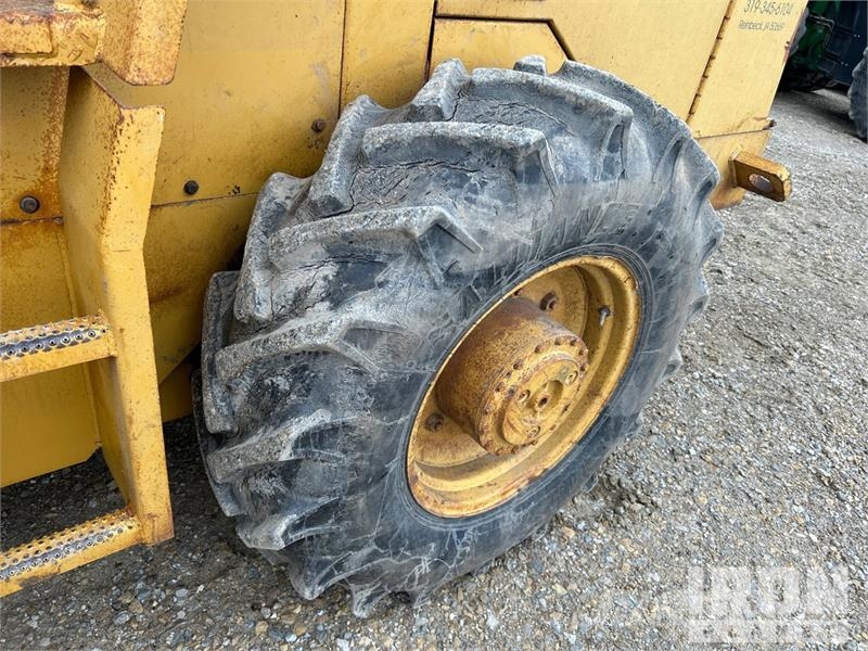 CAT CP-433C Padfoot Drum Compactor Compactoare monocilindrice