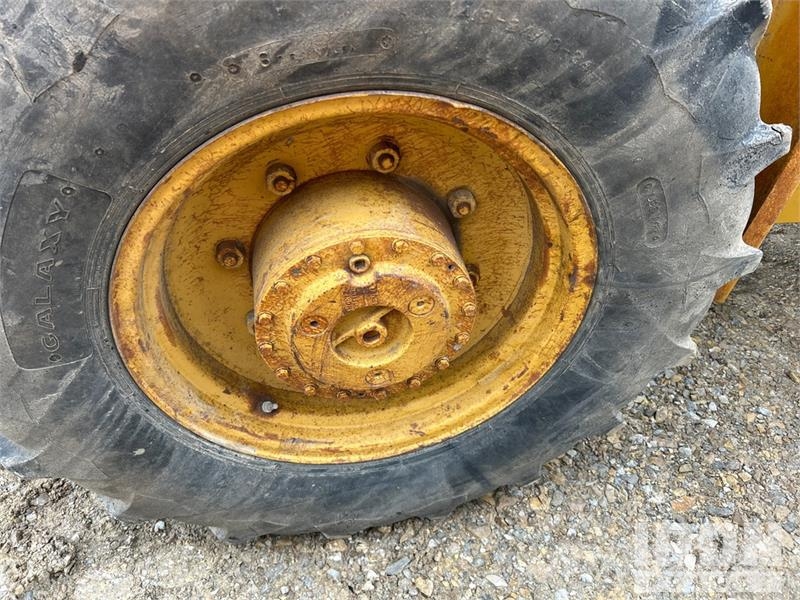 CAT CP-433C Padfoot Drum Compactor Compactoare monocilindrice