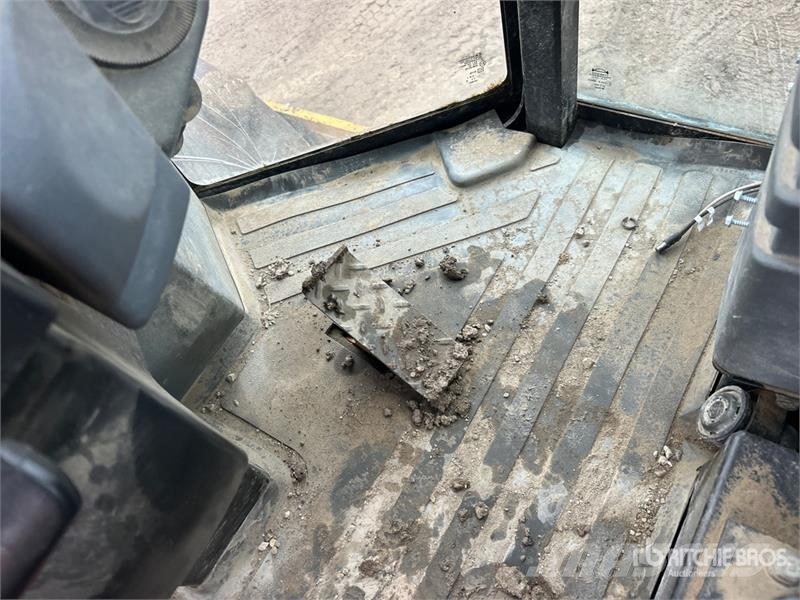CAT CP-433E Padfoot Drum Compactor Rolos compactadores monocilíndricos