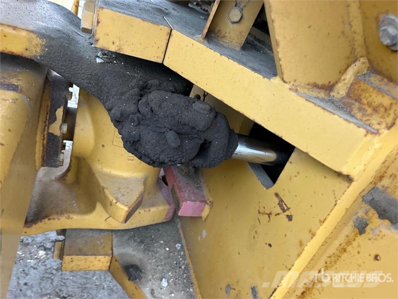 CAT CP-433E Padfoot Drum Compactor Rolos compactadores monocilíndricos