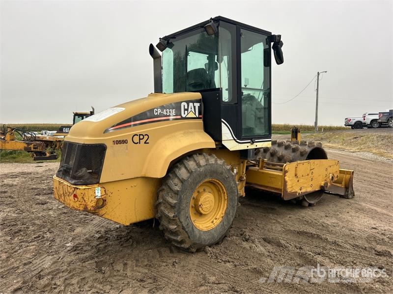 CAT CP-433E Padfoot Drum Compactor Rolos compactadores monocilíndricos