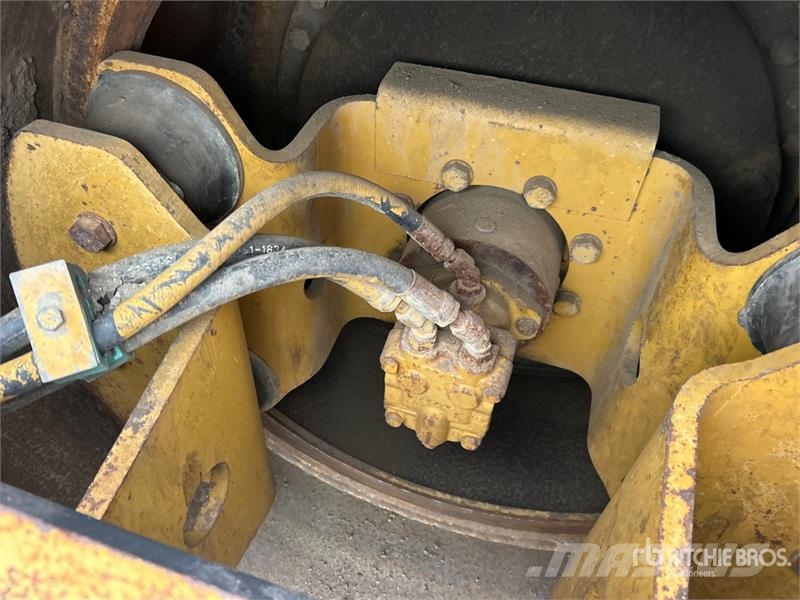 CAT CP-433E Padfoot Drum Compactor Rolos compactadores monocilíndricos