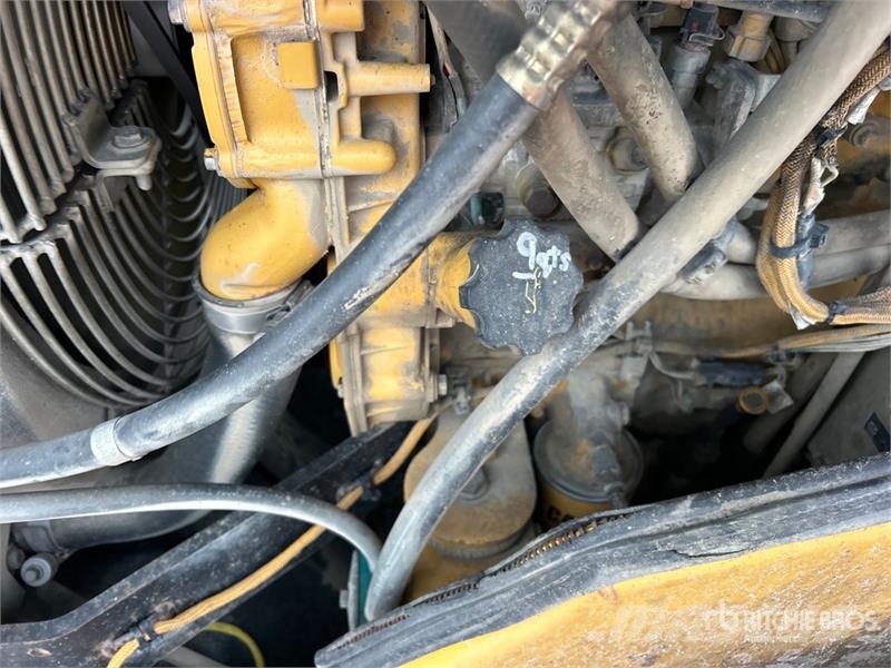 CAT CP-433E Padfoot Drum Compactor Rolos compactadores monocilíndricos