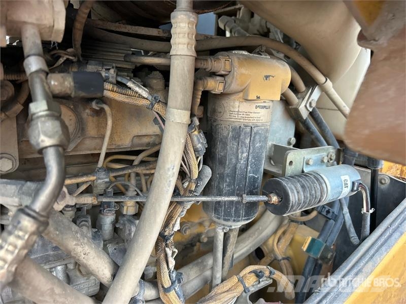 CAT CP-433E Padfoot Drum Compactor Rolos compactadores monocilíndricos