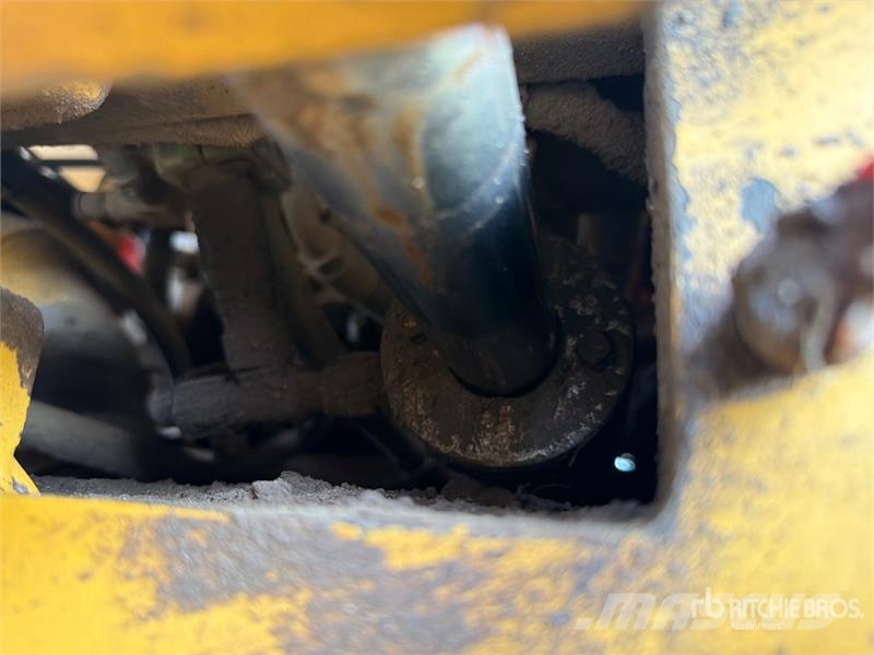 CAT CP56C Padfoot Drum Compactor Walce jednobębnowe