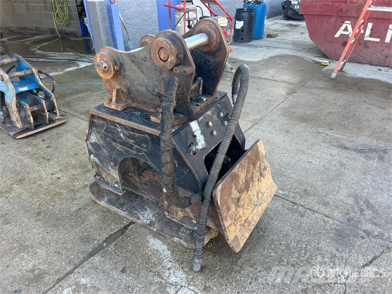 CAT CVP75 Plate Compactor Attachment Vibratori