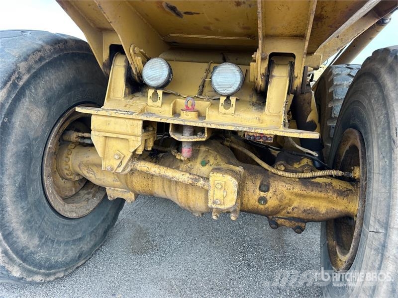 CAT D350D Zglobni demperji
