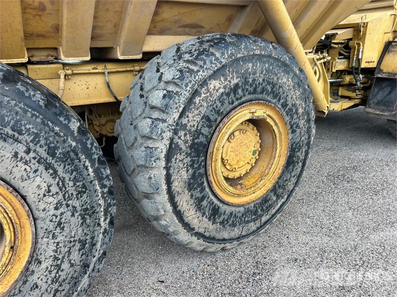 CAT D350D Zglobni demperji
