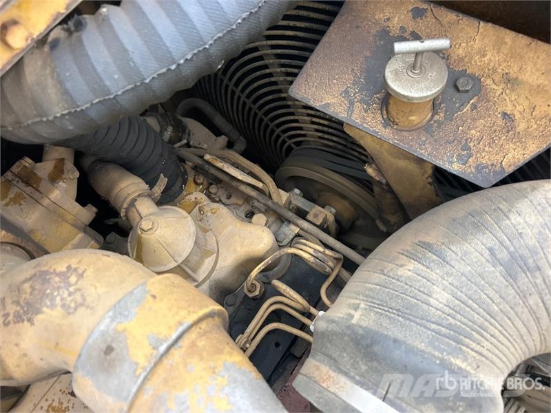 CAT D350D Zglobni demperji