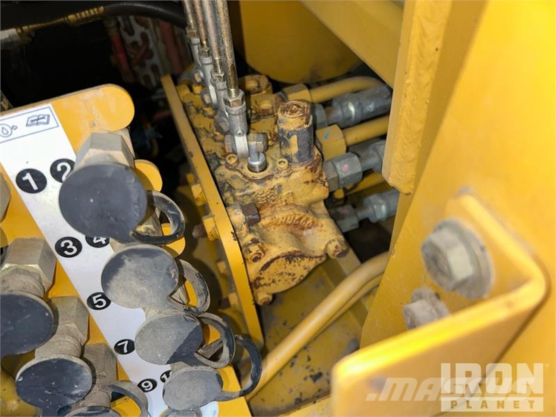 CAT D5G LGP Paletli dozerler