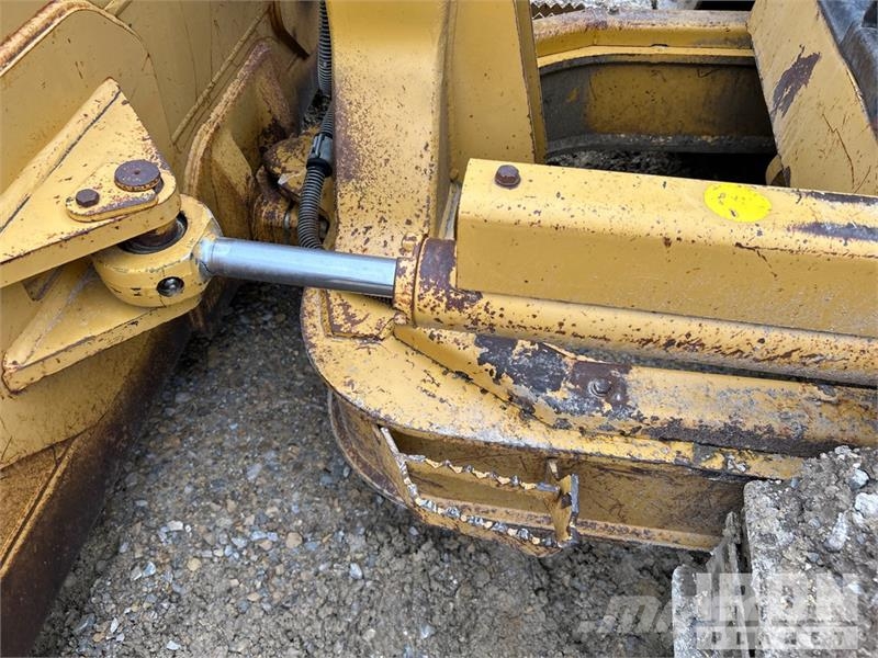 CAT D5G LGP Paletli dozerler