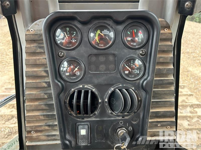 CAT D5G LGP Paletli dozerler