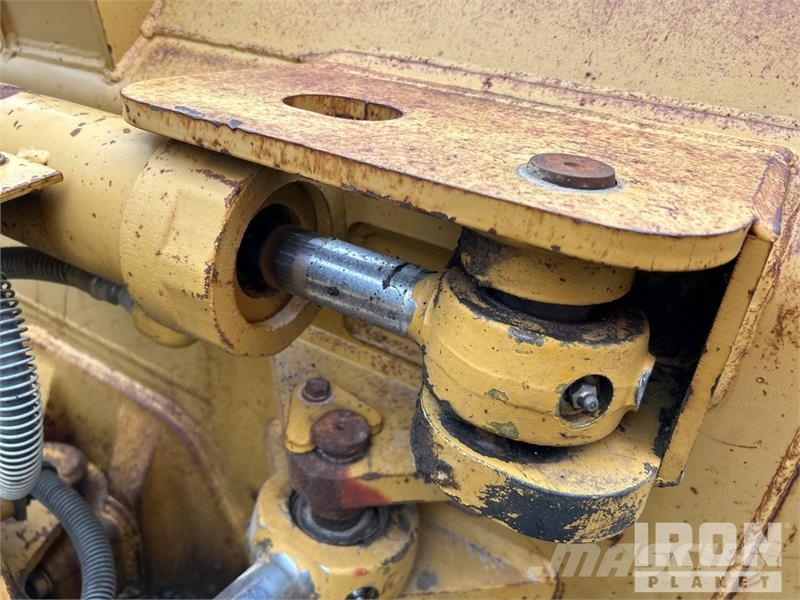 CAT D5G LGP Paletli dozerler