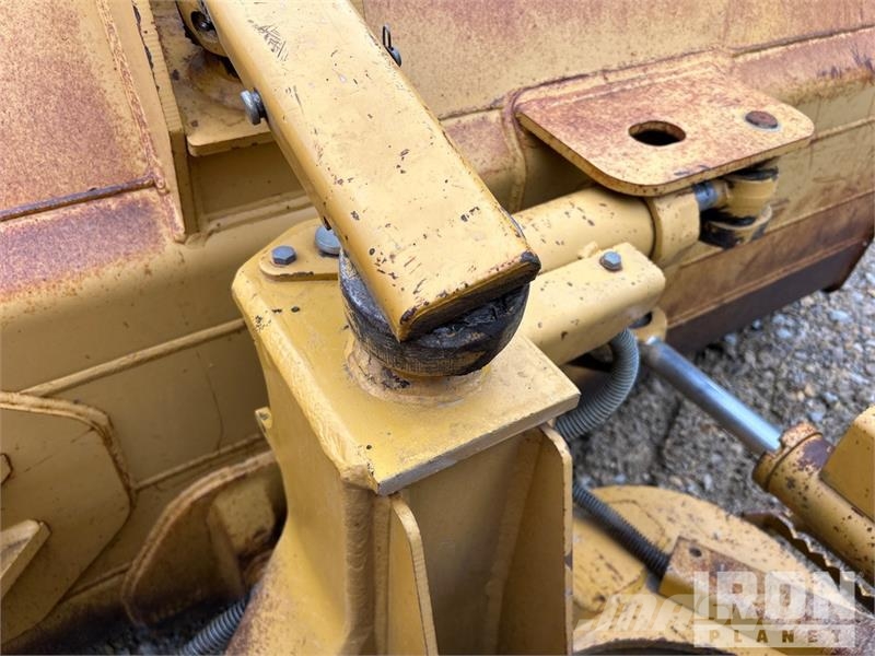 CAT D5G LGP Paletli dozerler