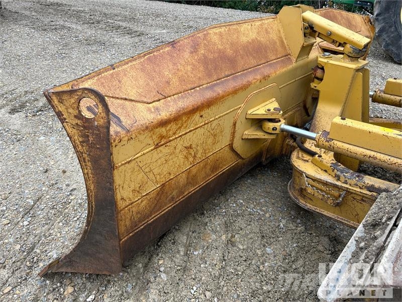 CAT D5G LGP Paletli dozerler