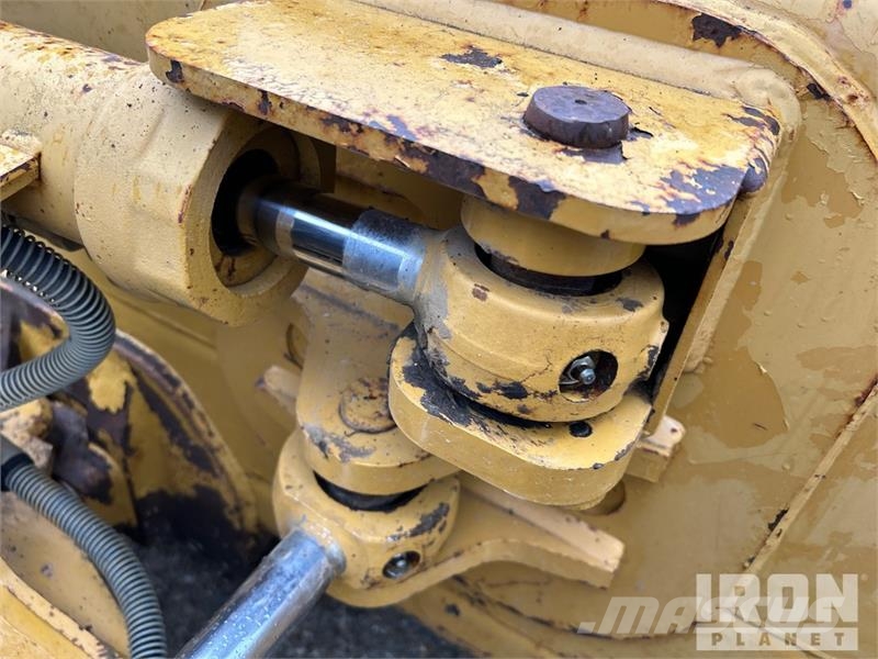 CAT D5K LGP Paletli dozerler