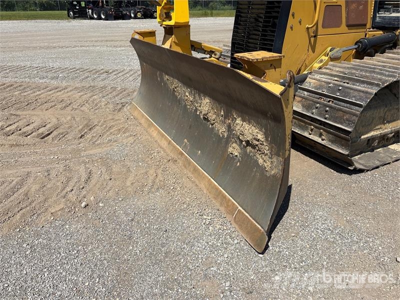 CAT D5K LGP Гусеничные бульдозеры
