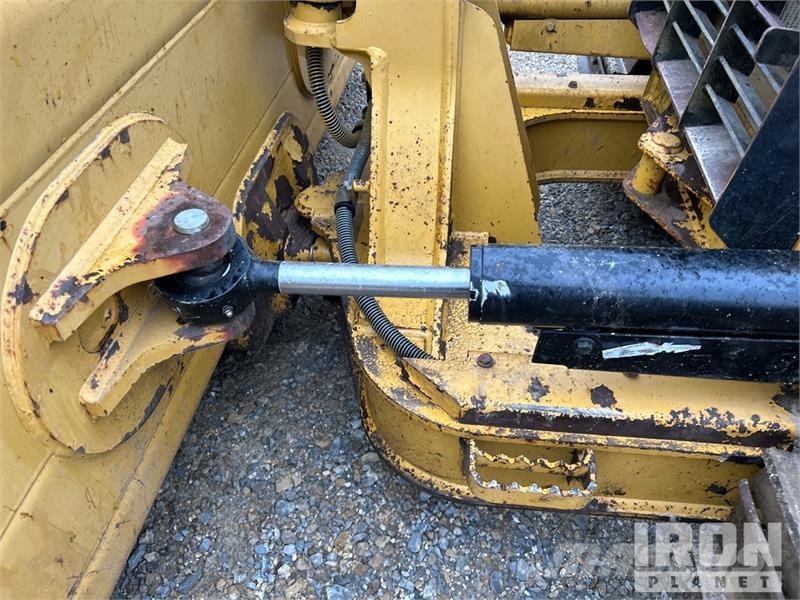 CAT D5K LGP Paletli dozerler