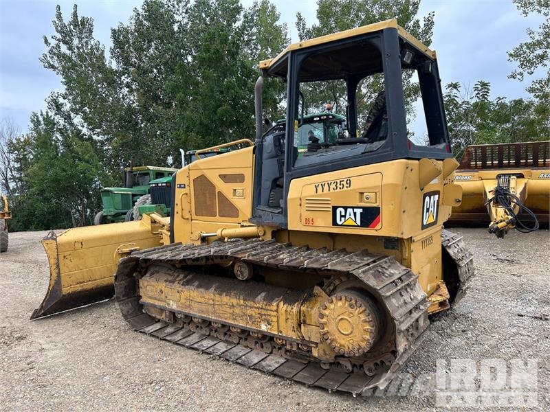 CAT D5K LGP Paletli dozerler
