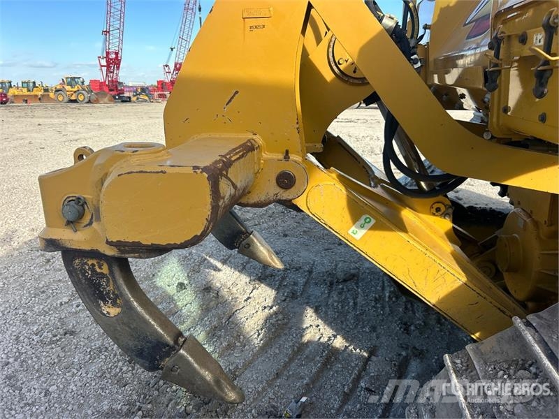 CAT D6 Bulldozer på larvebånd