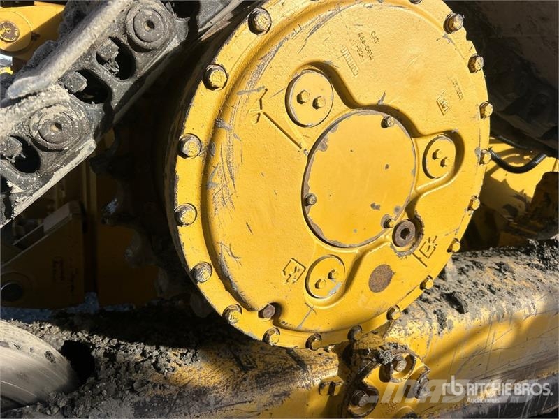 CAT D6 Bulldozer på larvebånd