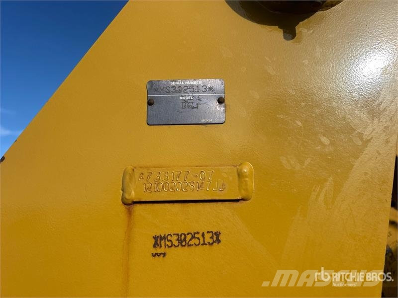 CAT D6 Bulldozer på larvebånd