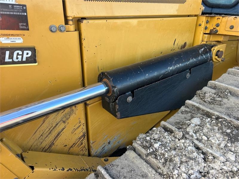 CAT D6 Bulldozer på larvebånd