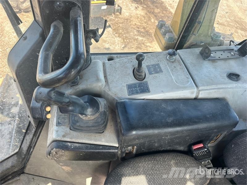 CAT D6N LGP Crawler Dozer Pásové dozery