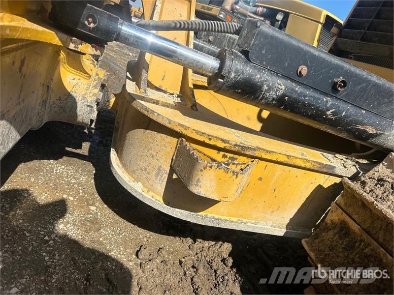 CAT D6N LGP Crawler Dozer Pásové dozery