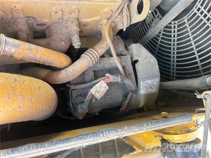 CAT D6N LGP Crawler Dozer Pásové dozery