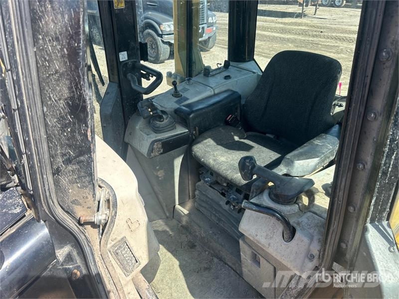 CAT D6N LGP Crawler Dozer Pásové dozery