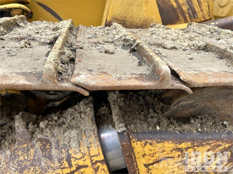CAT D6N XL Paletli dozerler