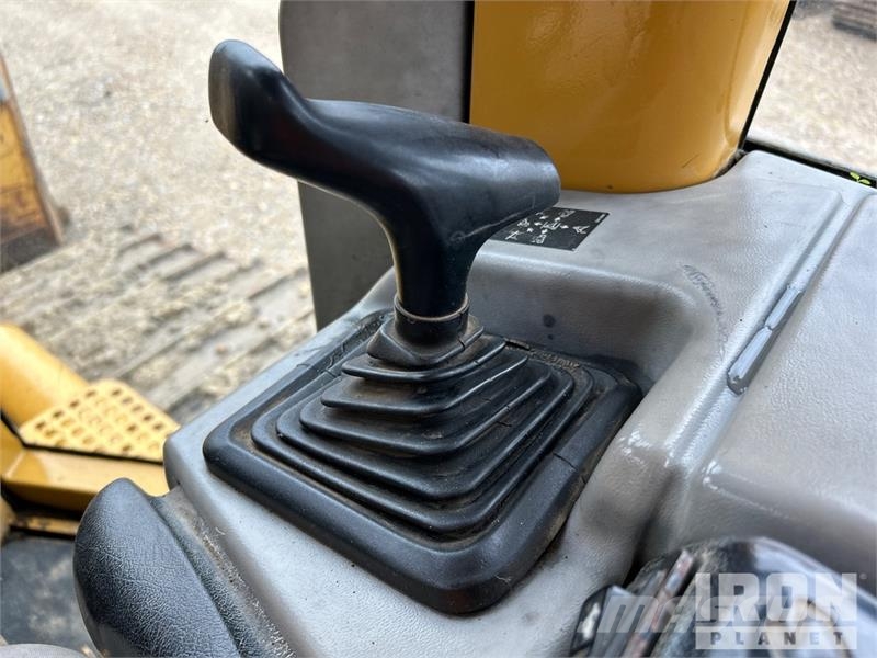 CAT D6N XL Paletli dozerler