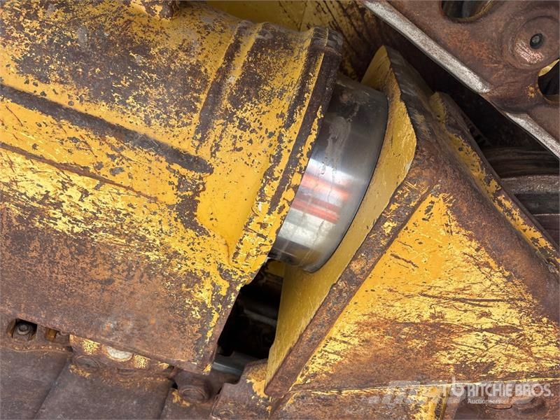 CAT D6T LGP Crawler Dozer ブルドーザー